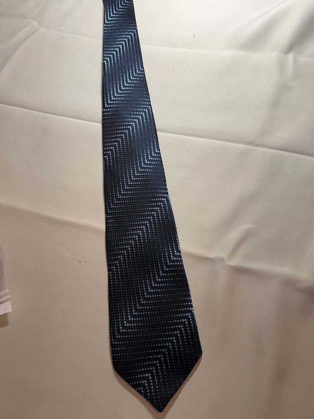 Unbranded 100% Silk Handmade Geometric Pattern Necktie